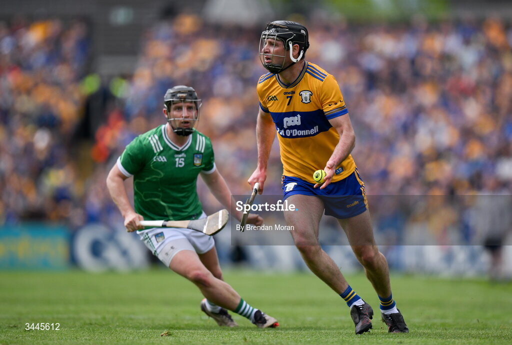 3 May 2026; Cathal Malone of Clare in action against Peter Casey of Limerick during the Munster GAA Senior Hurling Championship Round 3 match between Clare and Limerick at Zimmer Biomet Páirc Chíosóg in Ennis, Clare. Photo by Brendan Moran/Sportsfile