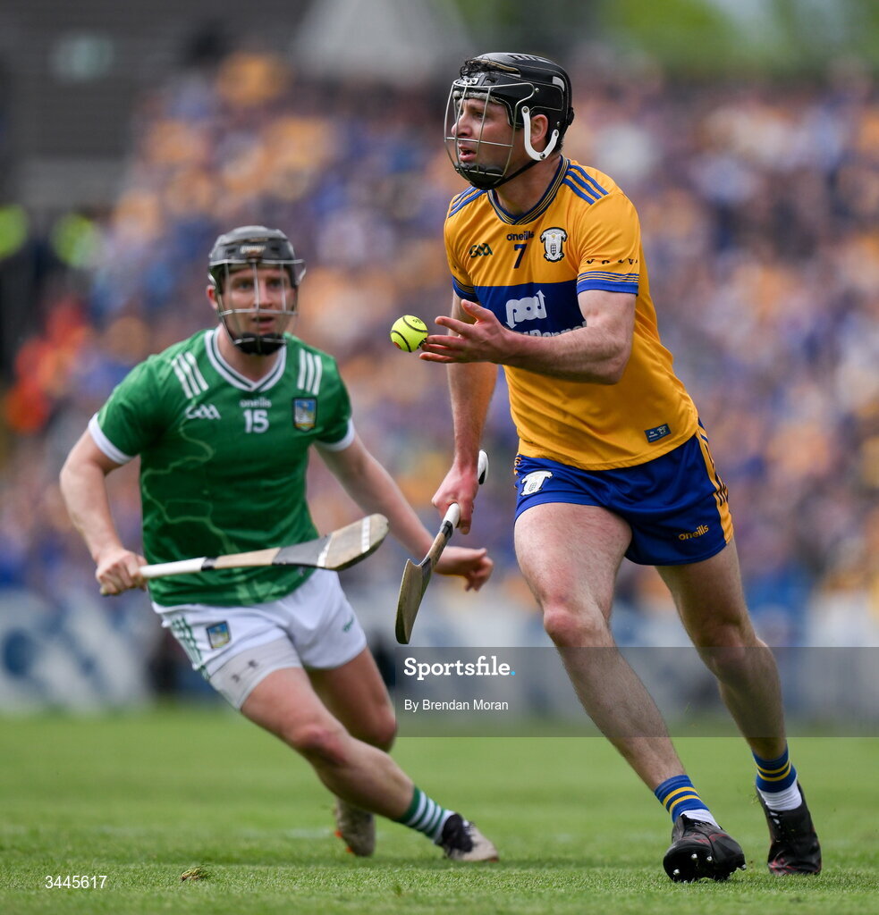 3 May 2026; Cathal Malone of Clare in action against Peter Casey of Limerick during the Munster GAA Senior Hurling Championship Round 3 match between Clare and Limerick at Zimmer Biomet Páirc Chíosóg in Ennis, Clare. Photo by Brendan Moran/Sportsfile