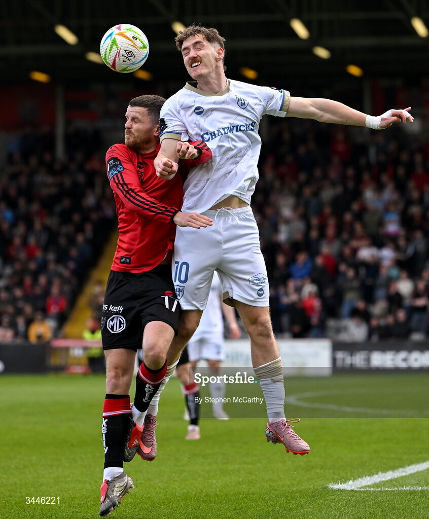 4 May 2026; John Martin of Shelbourne in action against Adam McDonnell of Bohemians during the SSE Airtricity Men's Premier Division match between Bohemians and Shelbourne at Dalymount Park in Dublin. Photo by Stephen McCarthy/Sportsfile