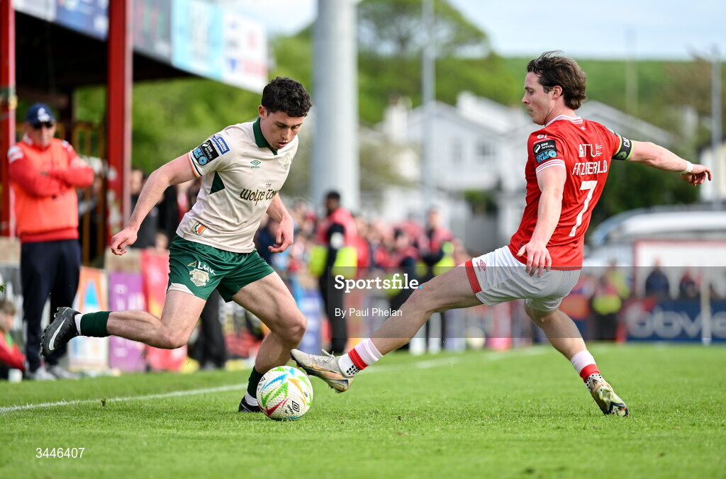 4 May 2026; Kian Leavy of St Patrick's Athletic in action against Will Fitzgerald of Sligo Rovers during the SSE Airtricity Men's Premier Division match between Sligo Rovers and St Patrick's Athletic at The Showgrounds in Sligo. Photo by Paul Phelan/Sportsfile