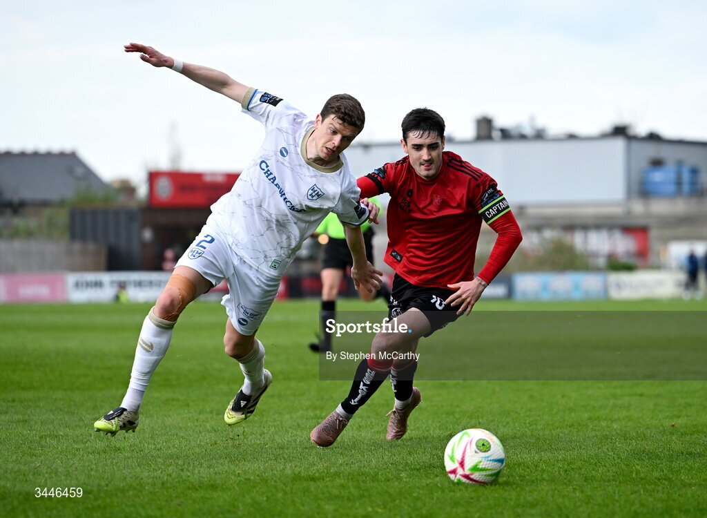 4 May 2026; Sean Gannon of Shelbourne in action against Dawson Devoy of Bohemians during the SSE Airtricity Men's Premier Division match between Bohemians and Shelbourne at Dalymount Park in Dublin. Photo by Stephen McCarthy/Sportsfile