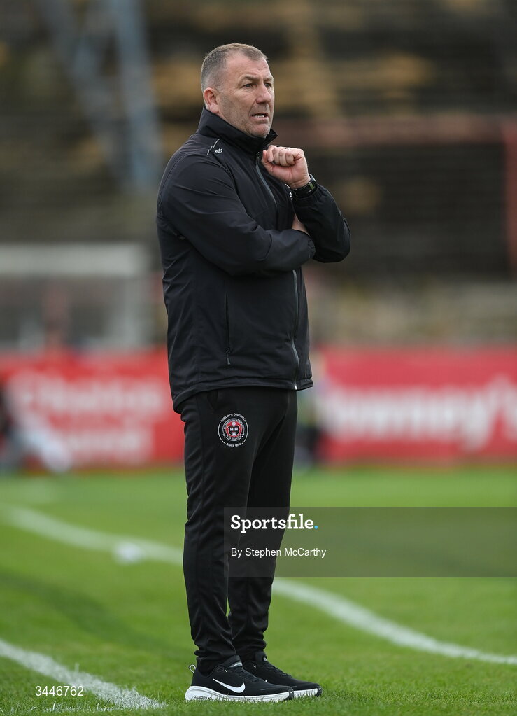 4 May 2026; Bohemians manager Alan Reynolds during the SSE Airtricity Men's Premier Division match between Bohemians and Shelbourne at Dalymount Park in Dublin. Photo by Stephen McCarthy/Sportsfile
