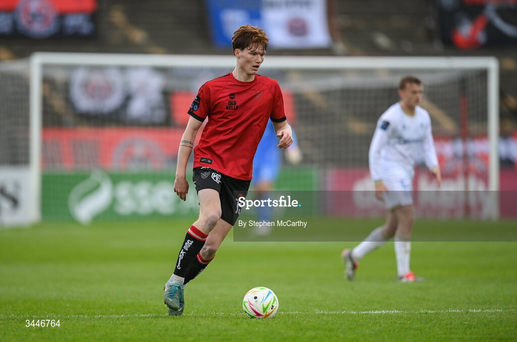 4 May 2026; Senan Mullen of Bohemians during the SSE Airtricity Men's Premier Division match between Bohemians and Shelbourne at Dalymount Park in Dublin. Photo by Stephen McCarthy/Sportsfile