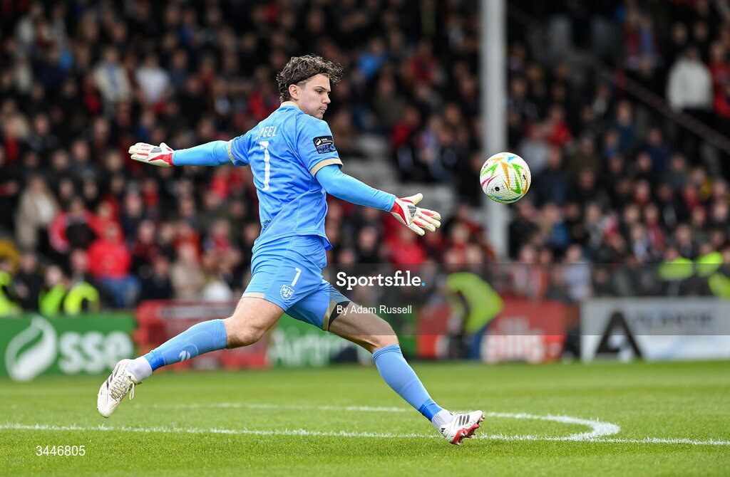4 May 2026; Shelbourne goalkeeper Wessel Speel during the SSE Airtricity Men's Premier Division match between Bohemians and Shelbourne at Dalymount Park in Dublin. Photo by Adam Russell/Sportsfile