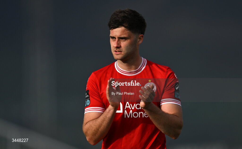 4 May 2026; Shane Blaney of Sligo Rovers acknowledges his side's supporters after the SSE Airtricity Men's Premier Division match between Sligo Rovers and St Patrick's Athletic at The Showgrounds in Sligo. Photo by Paul Phelan/Sportsfile