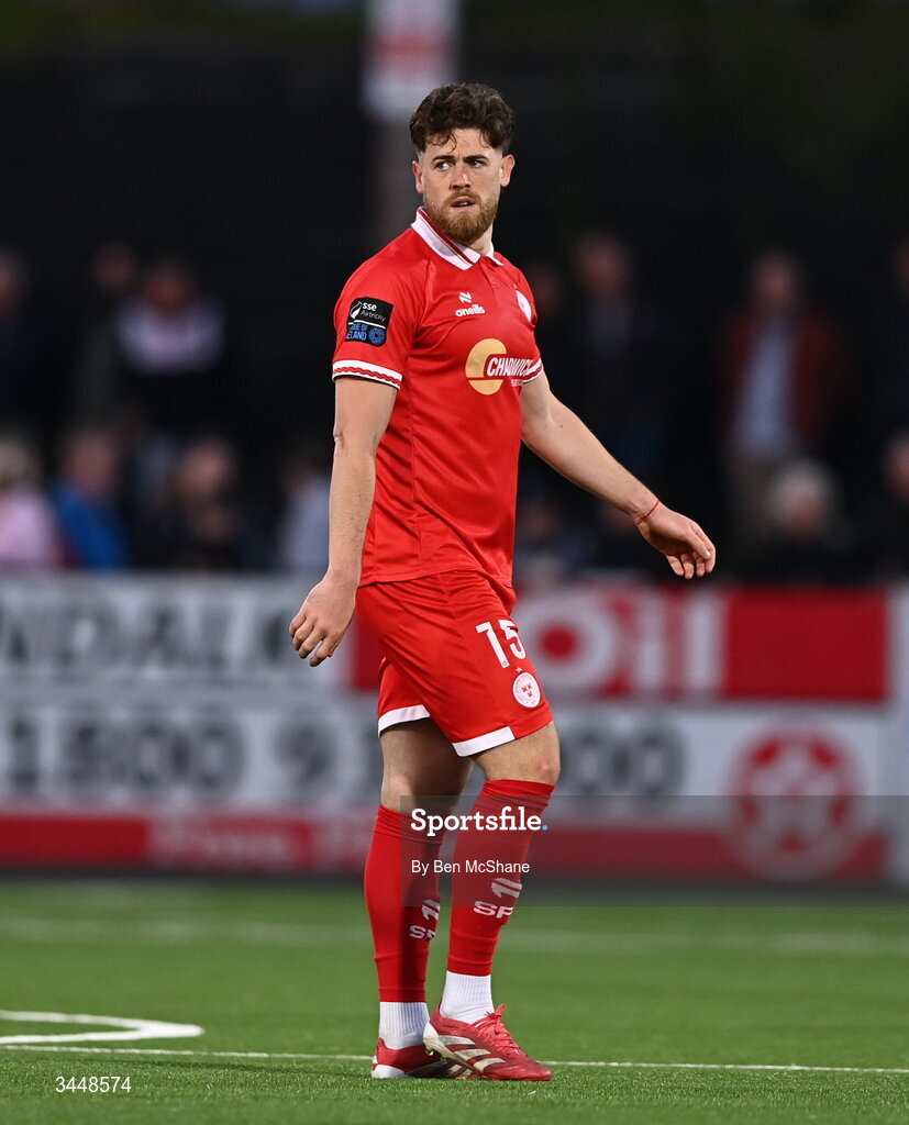 1 May 2026; Sam Bone of Shelbourne during the SSE Airtricity Men's Premier Division match between Dundalk and Shelbourne at Oriel Park in Dundalk, Louth. Photo by Ben McShane/Sportsfile