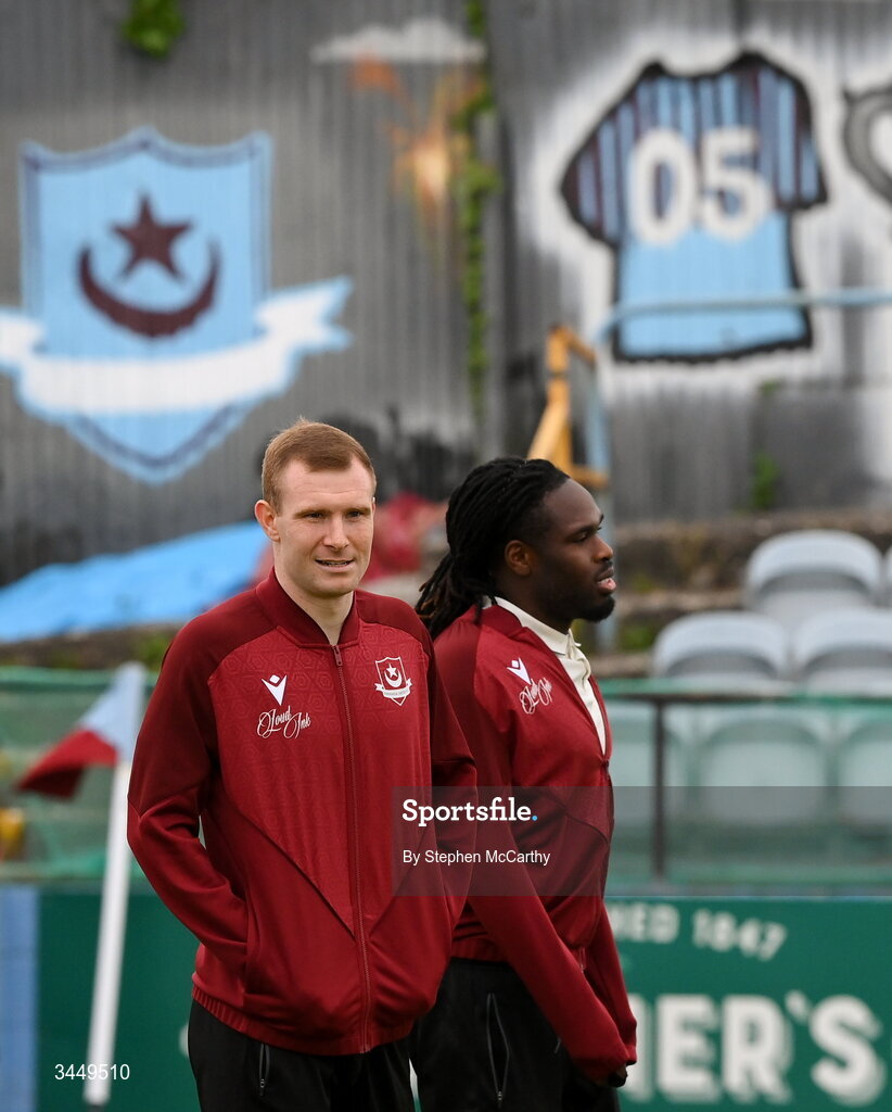 8 May 2026; Mark Doyle, left, and Thomas Oluwa of Drogheda United before the SSE Airtricity Men’s Premier Division match between Drogheda United and Derry City at Sullivan & Lambe Park in Drogheda, Louth. Photo by Stephen McCarthy/Sportsfile