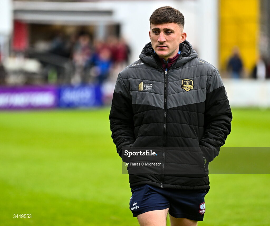 8 May 2026; Edward McCarthy of Galway United walks the pitch before the SSE Airtricity Men’s Premier Division match between Galway United and Shamrock Rovers at Eamonn Deacy Park in Galway. Photo by Piaras Ó Mídheach/Sportsfile
