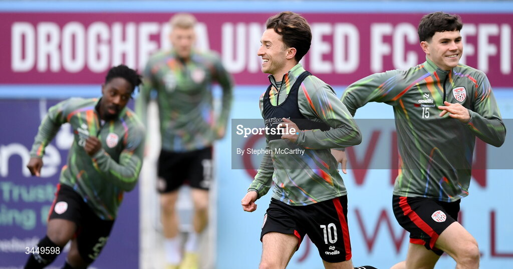 8 May 2026; Darragh Markey and James Clarke, right, of Derry City warms up before the SSE Airtricity Men’s Premier Division match between Drogheda United and Derry City at Sullivan & Lambe Park in Drogheda, Louth. Photo by Stephen McCarthy/Sportsfile