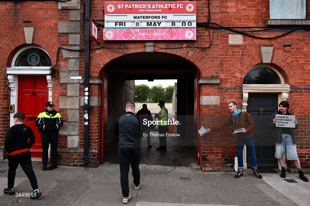 8 May 2026; Protesters outside the ground before the SSE Airtricity Men’s Premier Division match between St Patrick's Athletic and Waterford at Richmond Park in Dublin. Photo by Thomas Flinkow/Sportsfile
