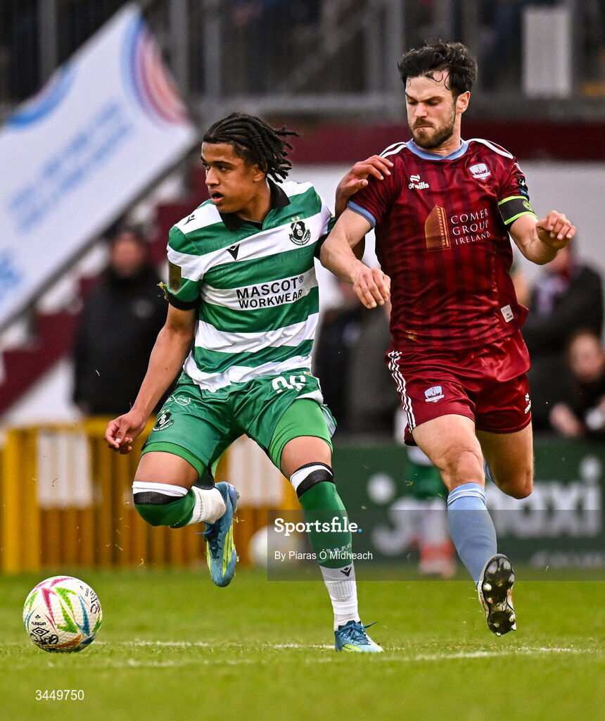8 May 2026; Victor Ozhianvuna of Shamrock Rovers in action against Jimmy Keohane of Galway United during the SSE Airtricity Men’s Premier Division match between Galway United and Shamrock Rovers at Eamonn Deacy Park in Galway. Photo by Piaras Ó Mídheach/Sportsfile