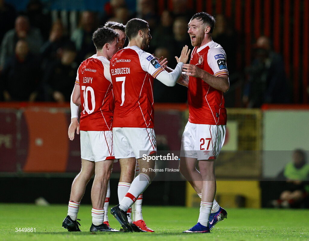 8 May 2026; Ryan Edmondson of St Patrick's Athletic, 27, celebrates  with teammates after scoring his side's fourth goal during the SSE Airtricity Men’s Premier Division match between St Patrick's Athletic and Waterford at Richmond Park in Dublin. Photo by Thomas Flinkow/Sportsfile