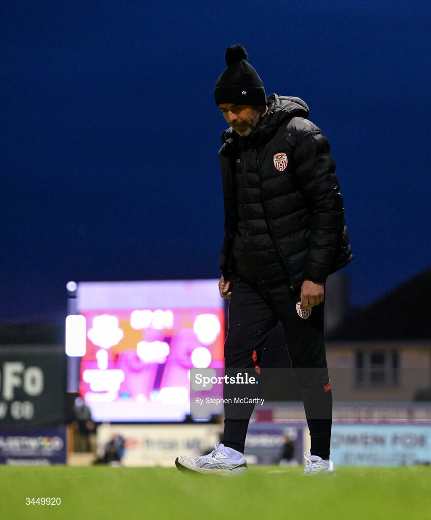 8 May 2026; Derry City manager Tiernan Lynch during the SSE Airtricity Men’s Premier Division match between Drogheda United and Derry City at Sullivan & Lambe Park in Drogheda, Louth. Photo by Stephen McCarthy/Sportsfile