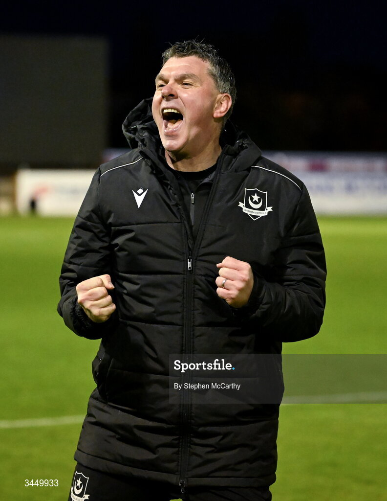8 May 2026; Drogheda United manager Kevin Doherty celebrates after the SSE Airtricity Men’s Premier Division match between Drogheda United and Derry City at Sullivan & Lambe Park in Drogheda, Louth. Photo by Stephen McCarthy/Sportsfile