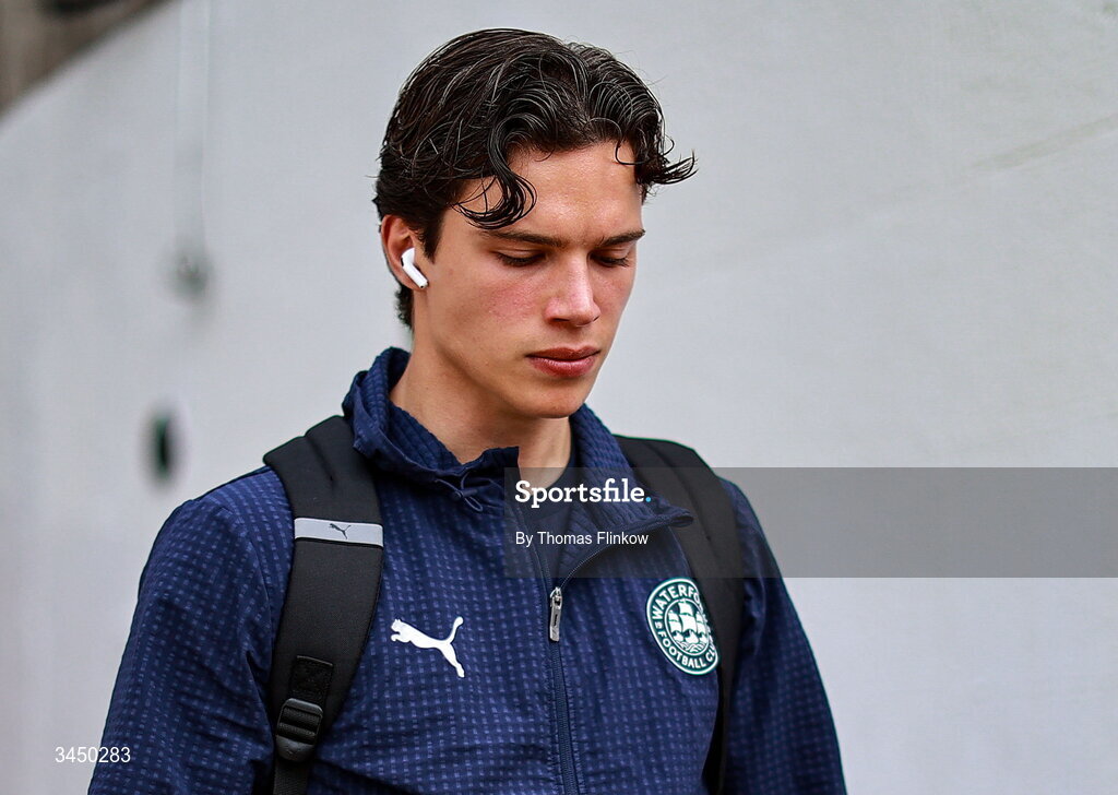 8 May 2026; Bernardo Couto of Waterford arrives for the SSE Airtricity Men’s Premier Division match between St Patrick's Athletic and Waterford at Richmond Park in Dublin. Photo by Thomas Flinkow/Sportsfile