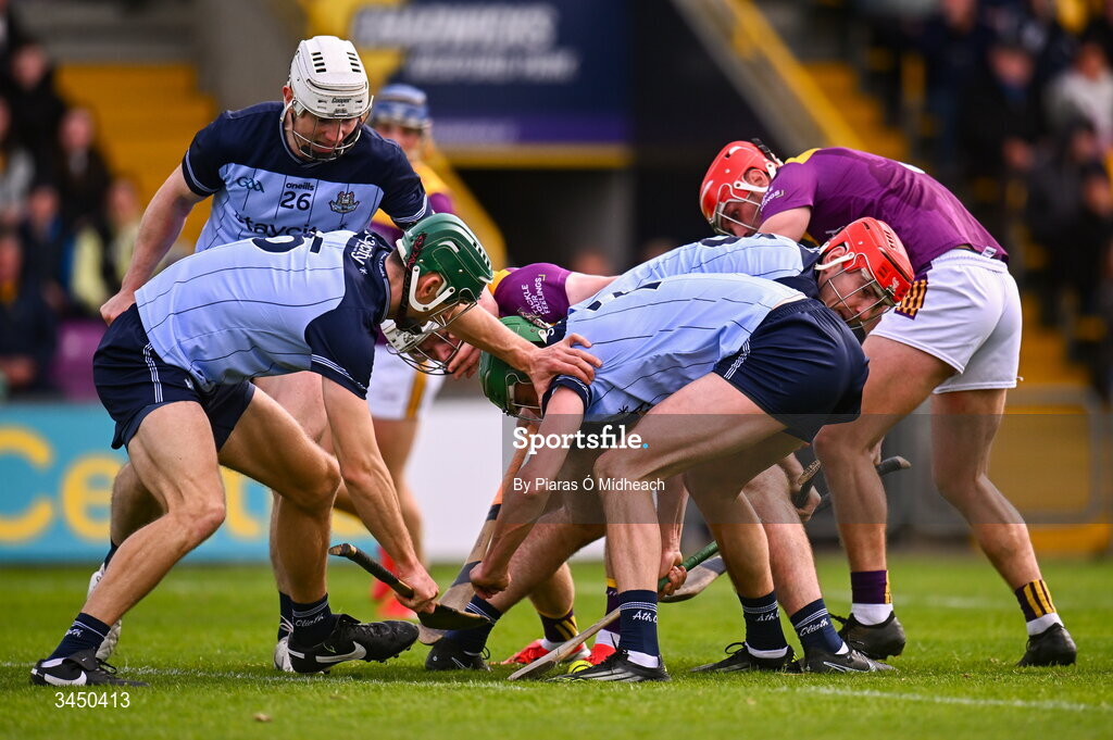 9 May 2026; Players battle for possession during the Leinster GAA Senior Hurling Championship round 3 match between Wexford and Dublin at Chadwicks Wexford Park in Wexford. Photo by Piaras Ó Mídheach/Sportsfile