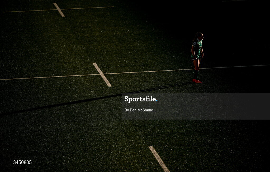 9 May 2026; Béibhinn Parsons of Ireland during the Women's 6 Nations Rugby Championship match between Ireland and Wales at Affidea Stadium in Belfast. Photo by Ben McShane/Sportsfile