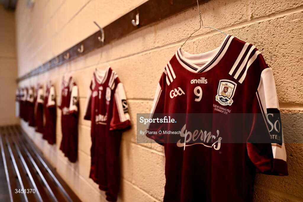 10 May 2026; The jersey of Galway captain John Maher in the dressing room before the Connacht GAA Football Senior Championship final match between Roscommon and Galway at King & Moffatt Dr Hyde Park in Roscommon. Photo by Piaras Ó Mídheach/Sportsfile