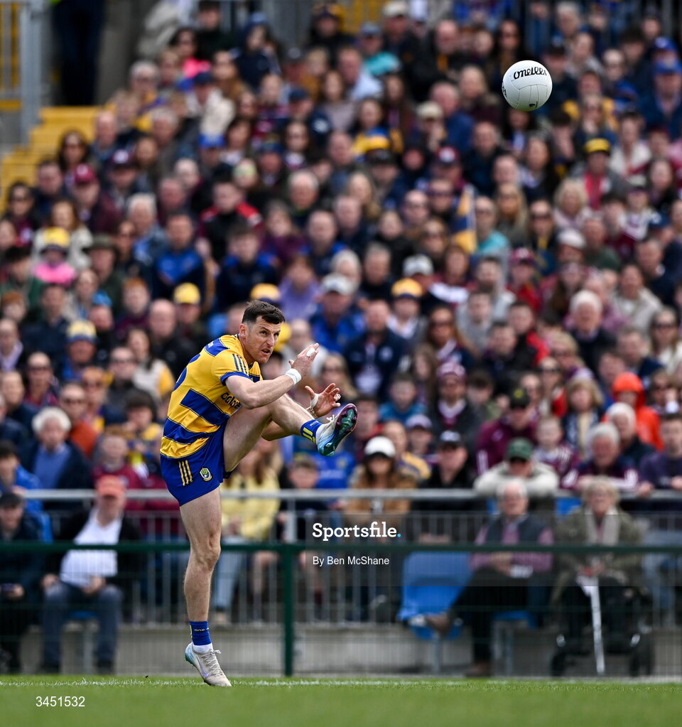 10 May 2026; Diarmuid Murtagh of Roscommon kicks a point, his side's first score, during the Connacht GAA Football Senior Championship final match between Roscommon and Galway at King & Moffatt Dr Hyde Park in Roscommon. Photo by Ben McShane/Sportsfile
