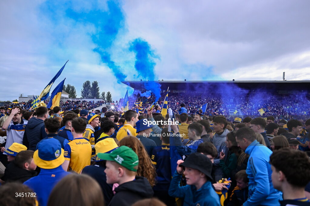 10 May 2026; Roscommon supporters celebrate after their side's victory in the Connacht GAA Football Senior Championship final match between Roscommon and Galway at King & Moffatt Dr Hyde Park in Roscommon. Photo by Piaras Ó Mídheach/Sportsfile