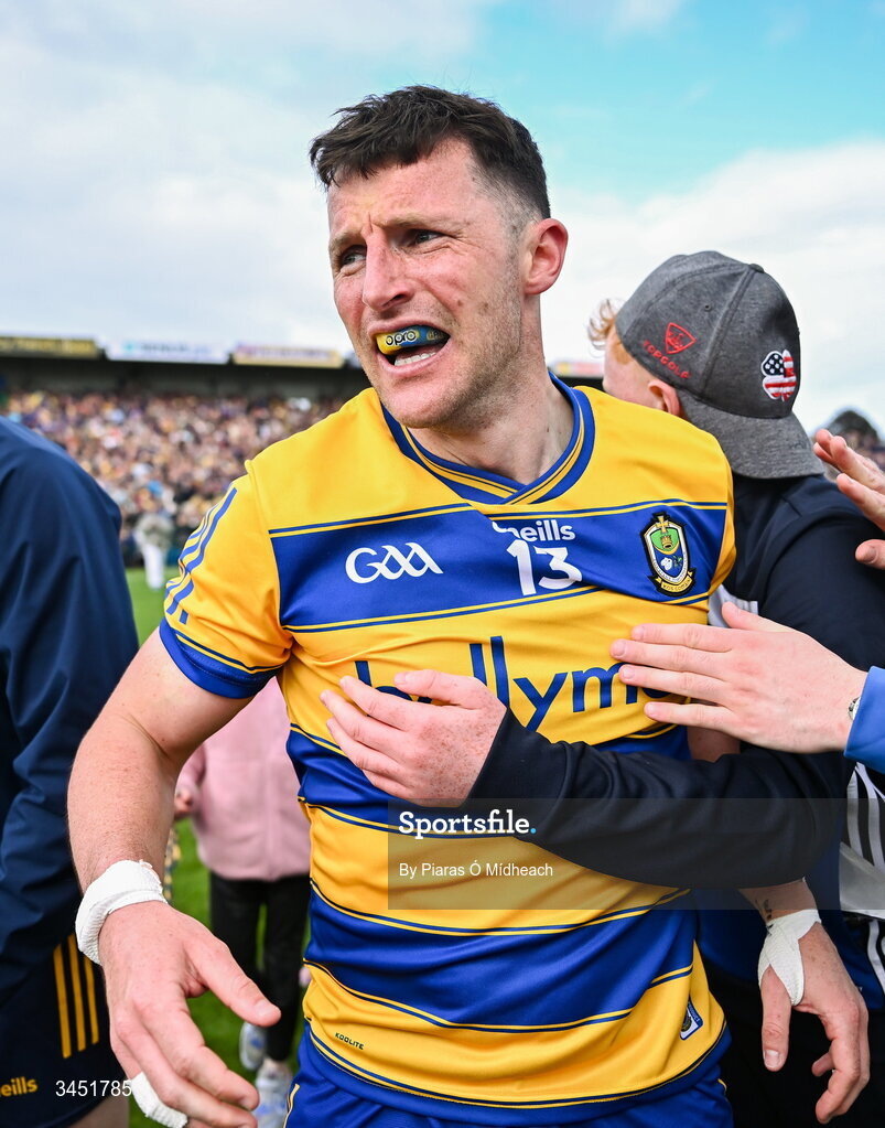 10 May 2026; Roscommon captain Diarmuid Murtagh celebrates after his side's victory in the Connacht GAA Football Senior Championship final match between Roscommon and Galway at King & Moffatt Dr Hyde Park in Roscommon. Photo by Piaras Ó Mídheach/Sportsfile