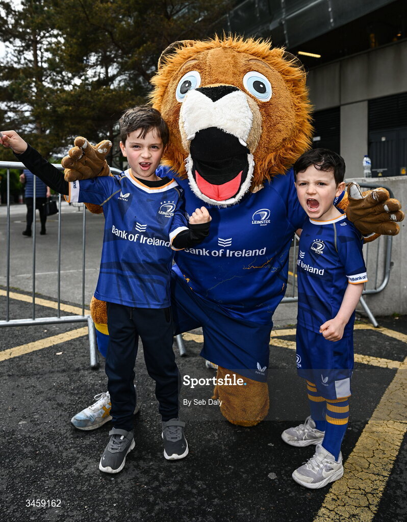 16 May 2026; Leinster mascot Leo the Lion with supporters before the United Rugby Championship match between Leinster and Ospreys at the Aviva Stadium in Dublin. Photo by Seb Daly/Sportsfile