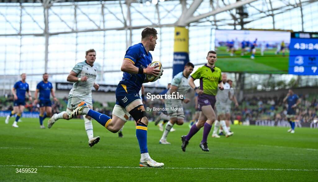 16 May 2026; Garry Ringrose of Leinster runs in his side's fifth try during the United Rugby Championship match between Leinster and Ospreys at the Aviva Stadium in Dublin. Photo by Brendan Moran/Sportsfile