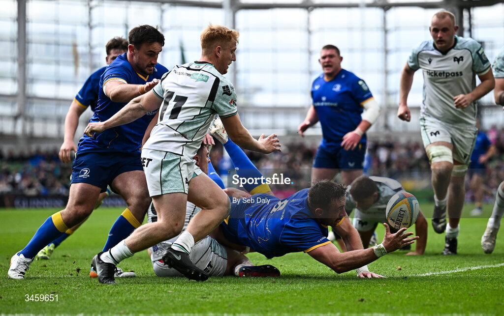 16 May 2026; Jack Conan of Leinster off-loads as he is tackled by Reuben Morgan-Williams of Ospreys during the United Rugby Championship match between Leinster and Ospreys at the Aviva Stadium in Dublin. Photo by Seb Daly/Sportsfile
