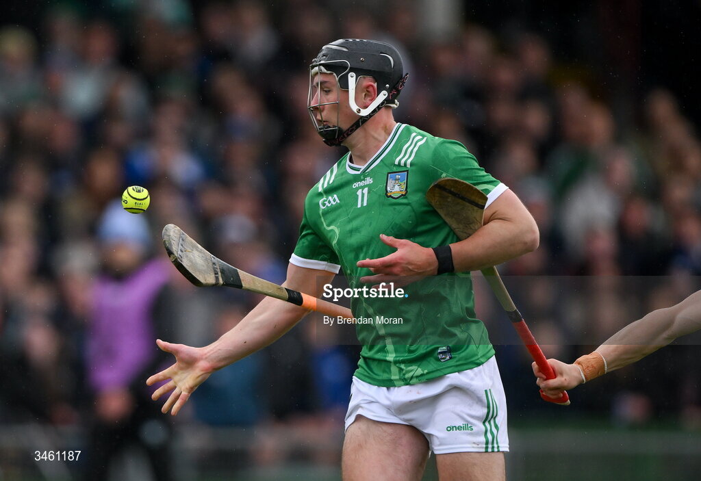 17 May 2026; Aidan O’Connor of Limerick handpasses the sliotar onto teammate Gearóid Hegarty, not pictured, in the lead up to Limerick's second goal during the Munster GAA Senior Hurling Championship Round 4 match between Limerick and Waterford at TUS Gaelic Grounds in Limerick. Photo by Brendan Moran/Sportsfile