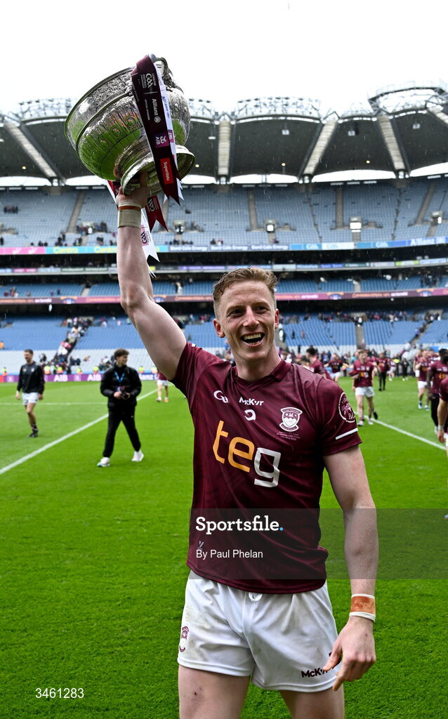 17 May 2026; Ray Connellan of Westmeath lifts the cup after winning the Leinster GAA Football Senior Championship final match between Dublin and Westmeath at Croke Park in Dublin. Photo by Paul Phelan/Sportsfile