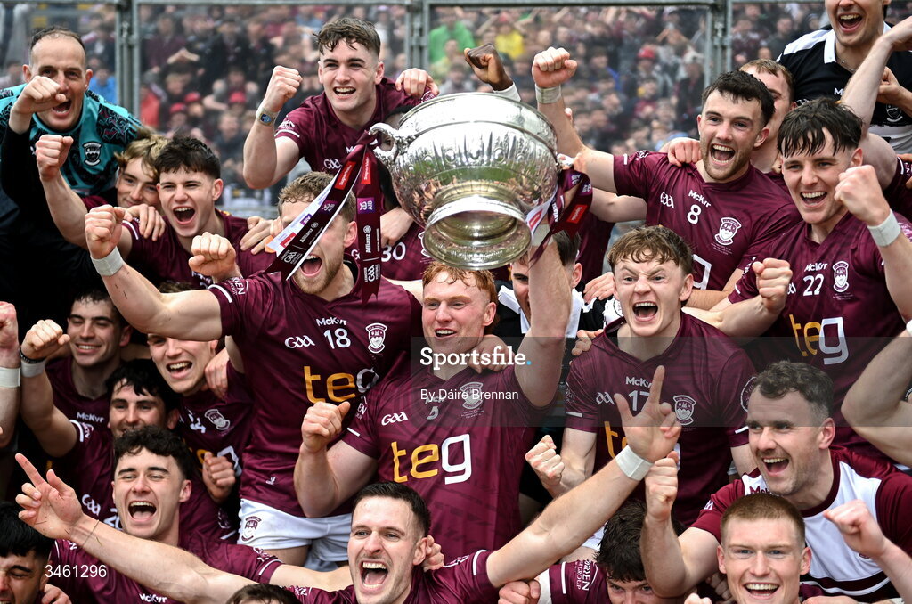 17 May 2026; Westmeath players celebrate with the Delaney cup after the Leinster GAA Football Senior Championship final match between Dublin and Westmeath at Croke Park in Dublin. Photo by Daire Brennan/Sportsfile