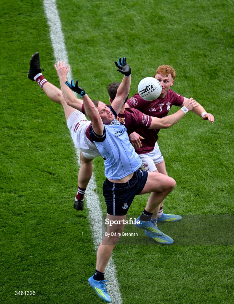 17 May 2026; Ciarán Kilkenny of Dublin in action against Brian Cooney, left, and Ronan Wallace of Westmeath during the Leinster GAA Football Senior Championship final match between Dublin and Westmeath at Croke Park in Dublin. Photo by Daire Brennan/Sportsfile