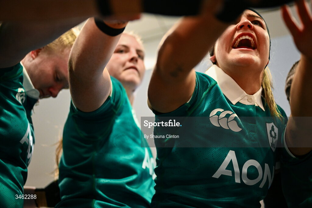 17 May 2026; Ireland captain Erin King, right, is joined by team-mates Aoife Wafer, left, and Brittany Hogan as she gives a pre-match speech ahead of the Women's 6 Nations Rugby Championship match between Ireland and Scotland at the Aviva Stadium in Dublin. Photo by Shauna Clinton/Sportsfile