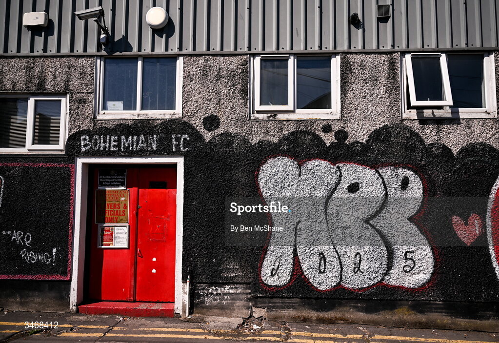 25 May 2026; A general view outside of Dalymount Park before the SSE Airtricity Men’s Premier Division match between Bohemians and Shamrock Rovers at Dalymount Park in Dublin. Photo by Ben McShane/Sportsfile