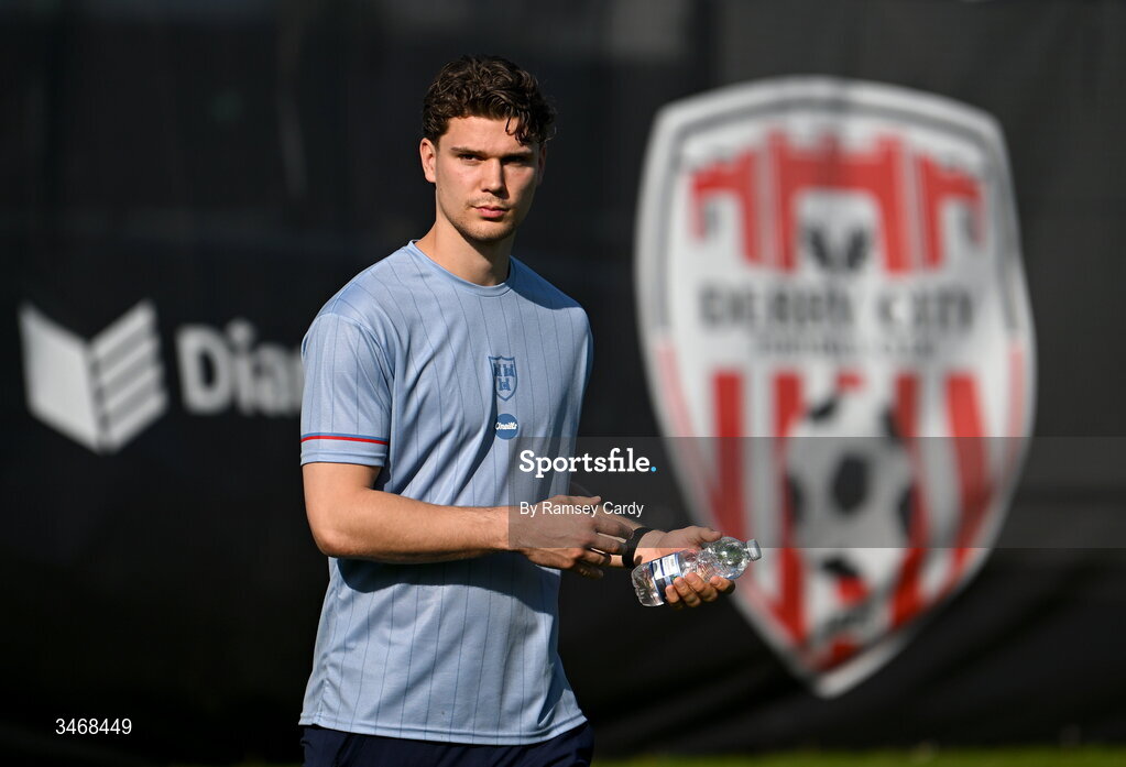 25 May 2026; Shelbourne goalkeeper Wessel Speel before the SSE Airtricity Men’s Premier Division match between Derry City and Shelbourne at Find Insurance Celtic Park in Derry. Photo by Ramsey Cardy/Sportsfile