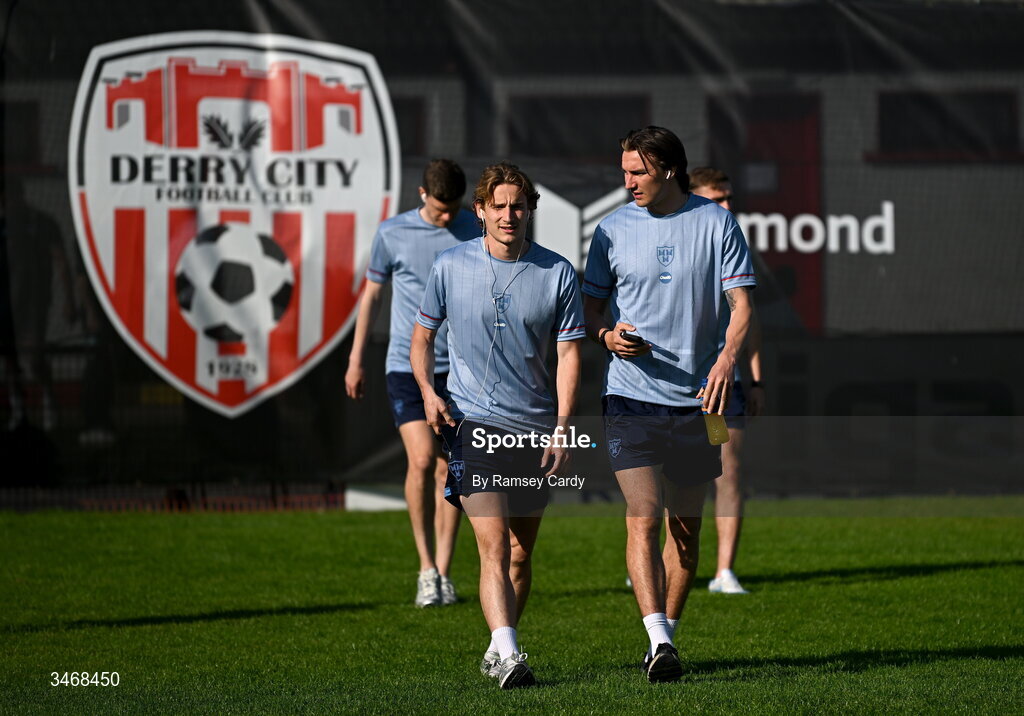 25 May 2026; Harry Wood, left, and Sean Boyd of Shelbourne before the SSE Airtricity Men’s Premier Division match between Derry City and Shelbourne at Find Insurance Celtic Park in Derry. Photo by Ramsey Cardy/Sportsfile