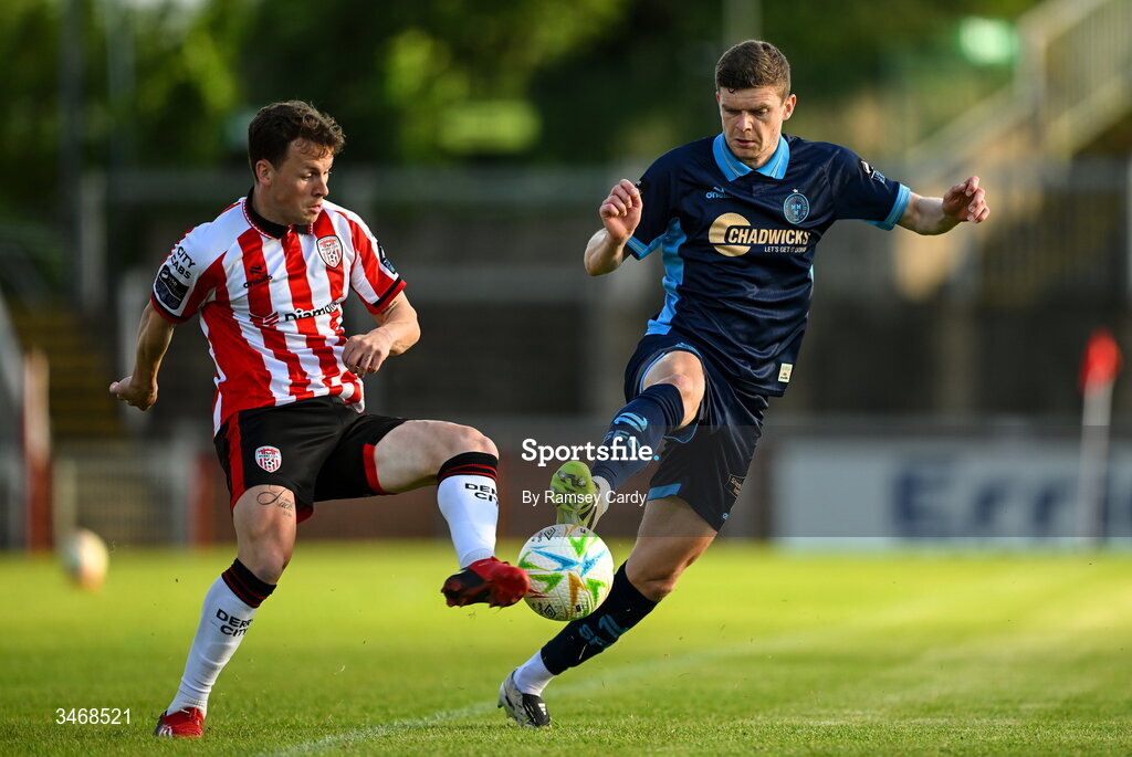 25 May 2026; Ben Doherty of Derry City in action against Sean Gannon of Shelbourne during the SSE Airtricity Men’s Premier Division match between Derry City and Shelbourne at Find Insurance Celtic Park in Derry. Photo by Ramsey Cardy/Sportsfile
