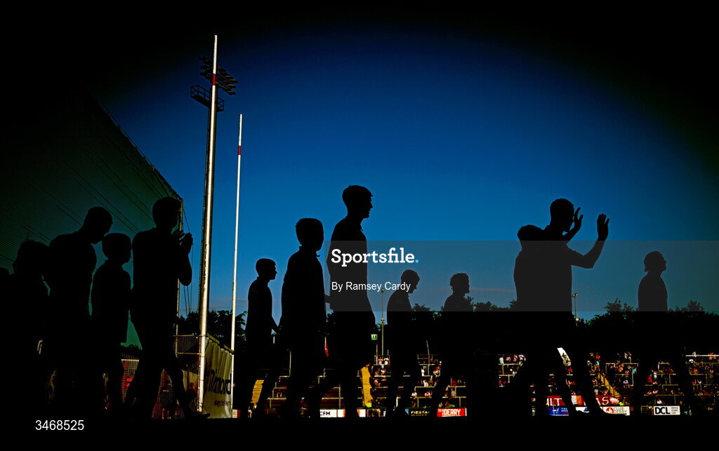 25 May 2026; The Derry City and Shelbourne teams walk out before the SSE Airtricity Men’s Premier Division match between Derry City and Shelbourne at Find Insurance Celtic Park in Derry. Photo by Ramsey Cardy/Sportsfile