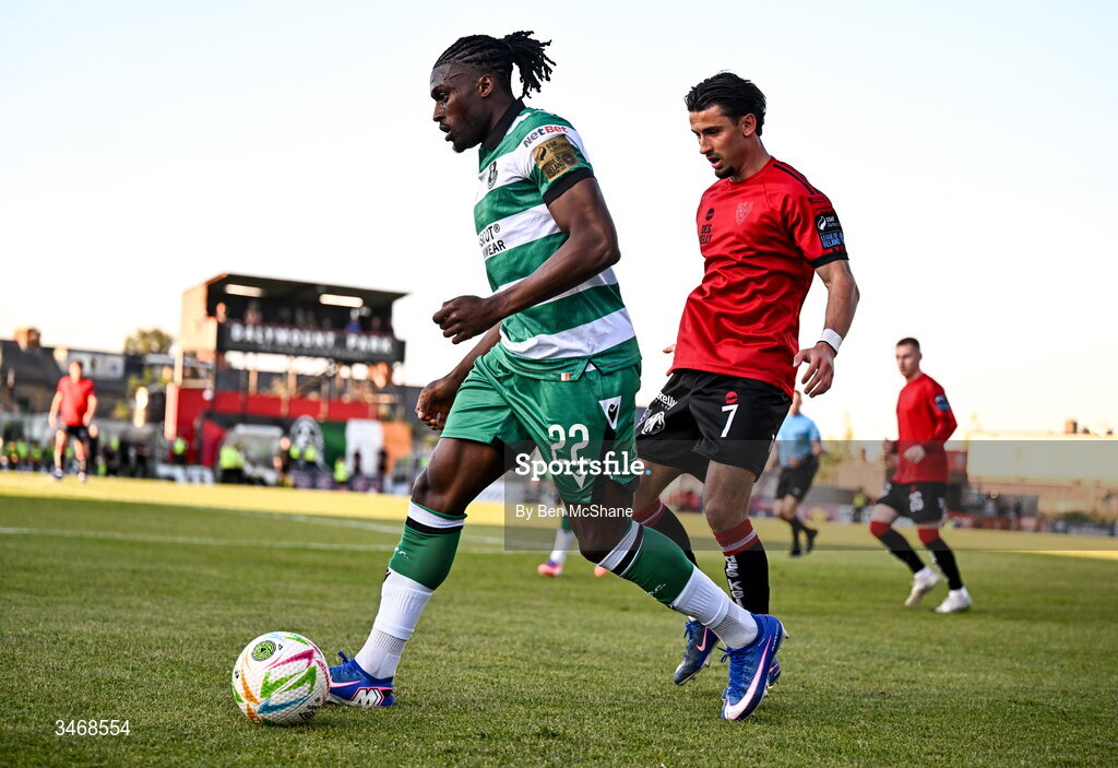 25 May 2026; Tunmise Sobowale of Shamrock Rovers in action against Connor Parsons of Bohemians during the SSE Airtricity Men’s Premier Division match between Bohemians and Shamrock Rovers at Dalymount Park in Dublin. Photo by Ben McShane/Sportsfile