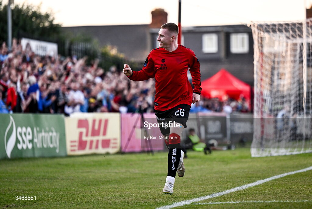 25 May 2026; Ross Tierney of Bohemians celebrates after scoring his side's first goal during the SSE Airtricity Men’s Premier Division match between Bohemians and Shamrock Rovers at Dalymount Park in Dublin. Photo by Ben McShane/Sportsfile
