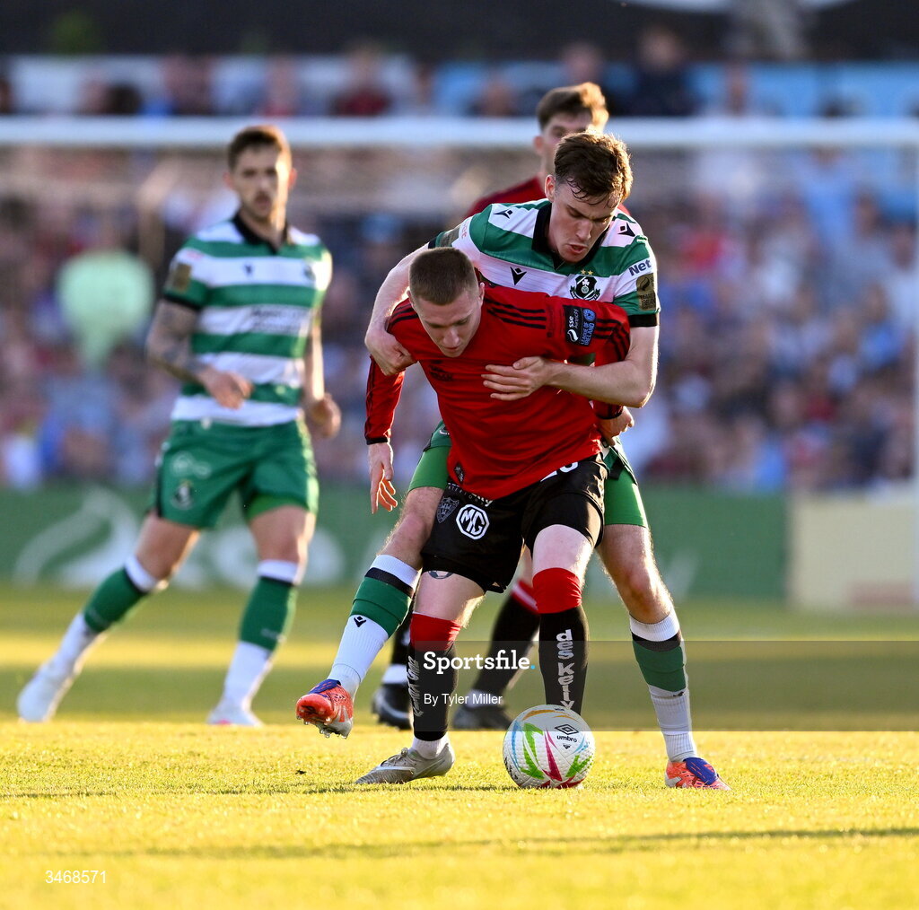 25 May 2026; Ross Tierney of Bohemians in action against Matt Healy of Shamrock Rovers during the SSE Airtricity Men’s Premier Division match between Bohemians and Shamrock Rovers at Dalymount Park in Dublin. Photo by Tyler Miller/Sportsfile