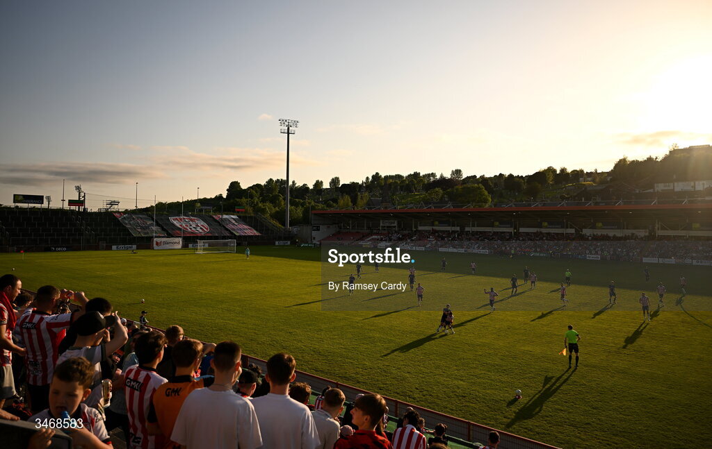 25 May 2026; A general view of action during the SSE Airtricity Men’s Premier Division match between Derry City and Shelbourne at Find Insurance Celtic Park in Derry. Photo by Ramsey Cardy/Sportsfile