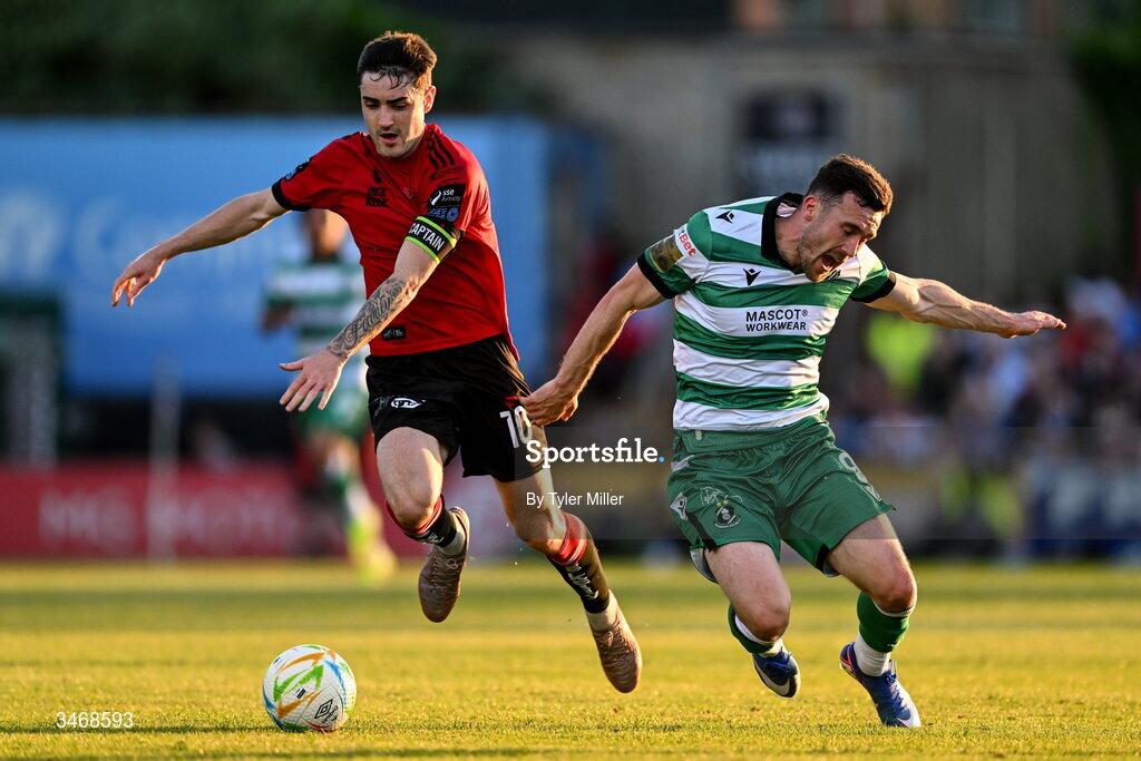 25 May 2026; Aaron Greene of Shamrock Rovers in action against Dawson Devoy of Bohemians during the SSE Airtricity Men’s Premier Division match between Bohemians and Shamrock Rovers at Dalymount Park in Dublin. Photo by Tyler Miller/Sportsfile