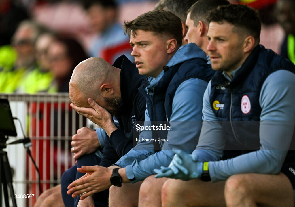 25 May 2026; Shelbourne head coach Joey O'Brien reacts during the SSE Airtricity Men’s Premier Division match between Derry City and Shelbourne at Find Insurance Celtic Park in Derry. Photo by Ramsey Cardy/Sportsfile