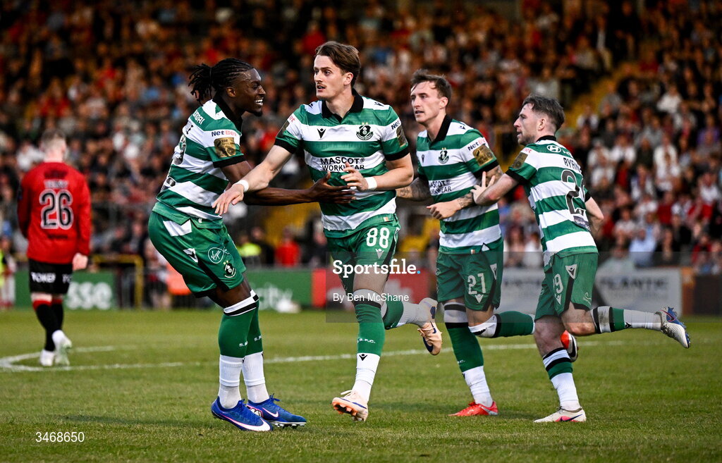 25 May 2026; John McGovern of Shamrock Rovers celebrates with teammates, from left, Tunmise Sobowale, Danny Grant and Jack Byrne after scoring their side's first goal during the SSE Airtricity Men’s Premier Division match between Bohemians and Shamrock Rovers at Dalymount Park in Dublin. Photo by Ben McShane/Sportsfile