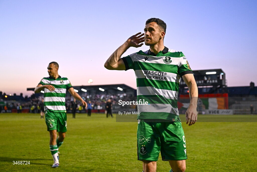 25 May 2026; Aaron Greene of Shamrock Rovers gestures to Bohemians supporters after the SSE Airtricity Men’s Premier Division match between Bohemians and Shamrock Rovers at Dalymount Park in Dublin. Photo by Tyler Miller/Sportsfile