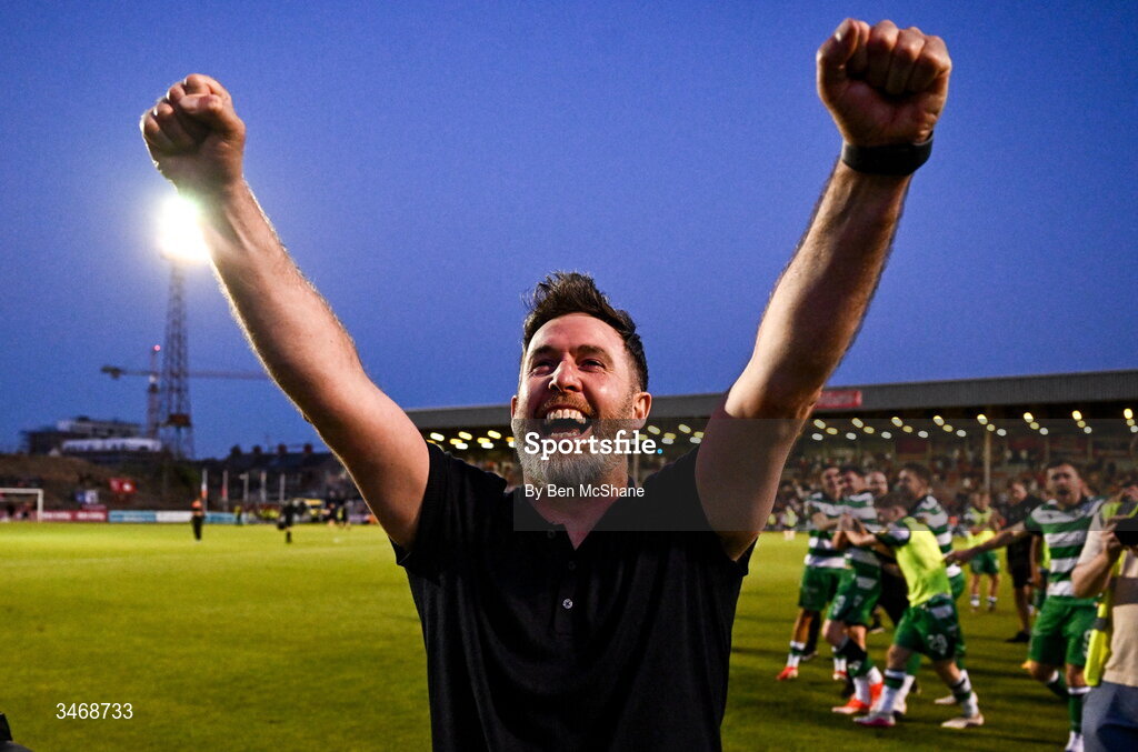 25 May 2026; Shamrock Rovers manager Stephen Bradley celebrates after the SSE Airtricity Men’s Premier Division match between Bohemians and Shamrock Rovers at Dalymount Park in Dublin. Photo by Ben McShane/Sportsfile