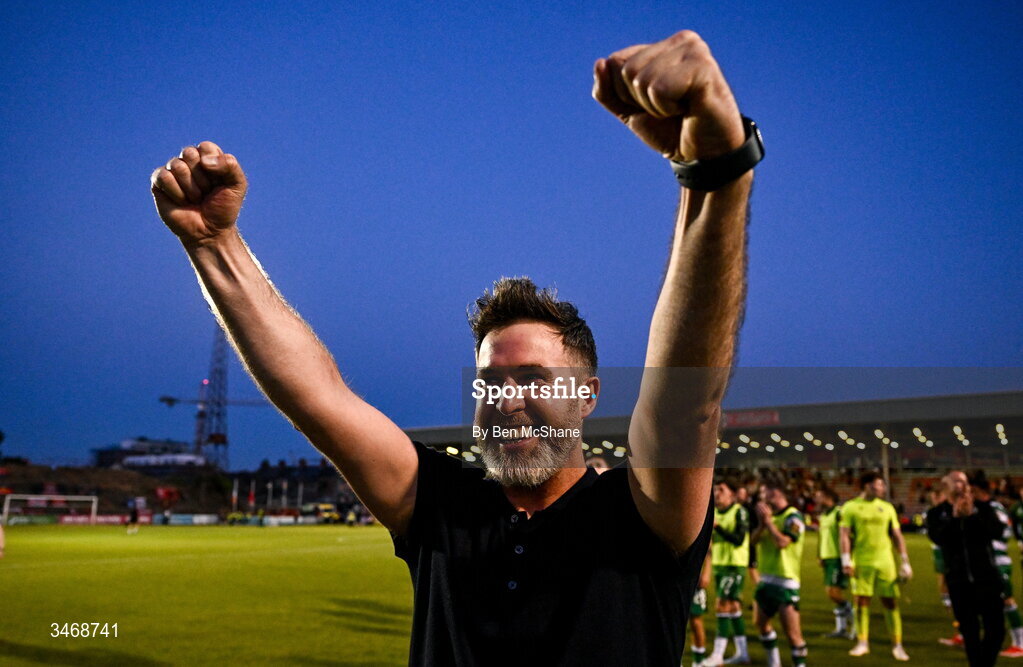 25 May 2026; Shamrock Rovers manager Stephen Bradley celebrates after the SSE Airtricity Men’s Premier Division match between Bohemians and Shamrock Rovers at Dalymount Park in Dublin. Photo by Ben McShane/Sportsfile