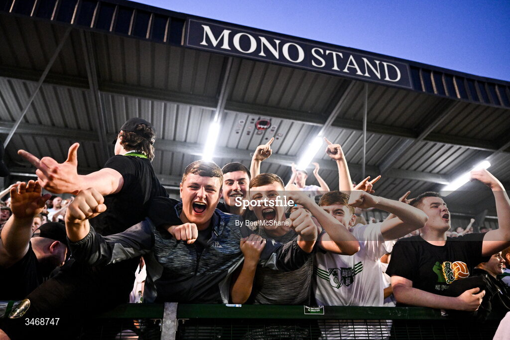 25 May 2026; Shamrock Rovers supporters celebrate after the SSE Airtricity Men’s Premier Division match between Bohemians and Shamrock Rovers at Dalymount Park in Dublin. Photo by Ben McShane/Sportsfile
