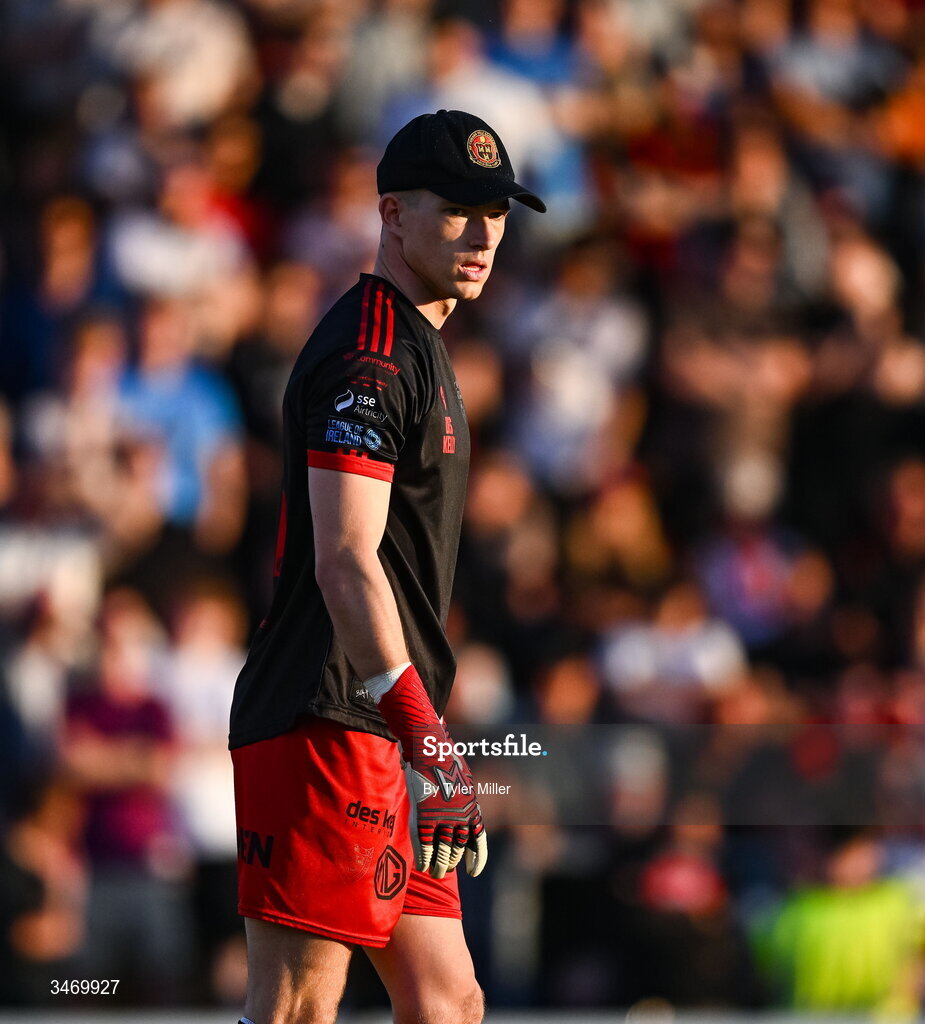 25 May 2026; Bohemians goalkeeper Kacper Chorazka during the SSE Airtricity Men’s Premier Division match between Bohemians and Shamrock Rovers at Dalymount Park in Dublin. Photo by Tyler Miller/Sportsfile